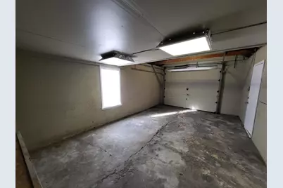 420 E Meyers Avenue, Hazel Park, MI 48030 - Photo 20