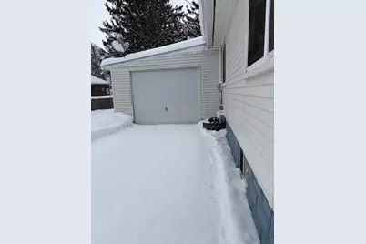 106 N Reinberg Avenue, Scottville, MI 49454 - Photo 4