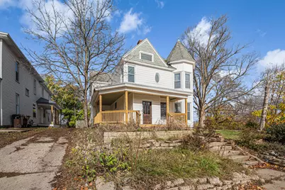 417 Maple Street, Big Rapids, MI 49307 - Photo 4