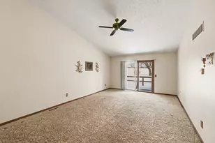 1197 Sunview Dr, Saint Johns, MI 48879 - Photo 6