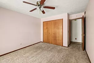 1197 Sunview Dr, Saint Johns, MI 48879 - Photo 12