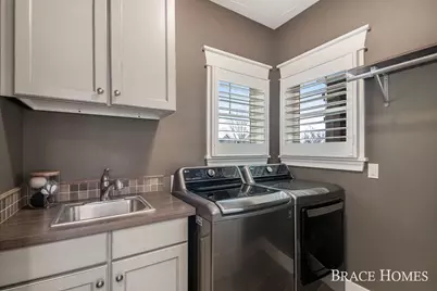 578 Stonehenge Drive SW, Grandville, MI 49418 - Photo 16