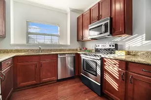 217 W Oakbrook Dr, Ann Arbor, MI 48103 - Photo 8