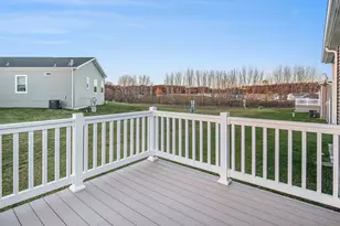 11765 Townsquare Blvd Dr, Rockford, MI 49341 - Photo 18