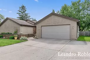 661 Twin Lakes Dr NE, Grand Rapids, MI 49525 - Photo 50