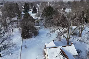 1300 N Waterloo Ave, Jackson, MI 49202 - Photo 4