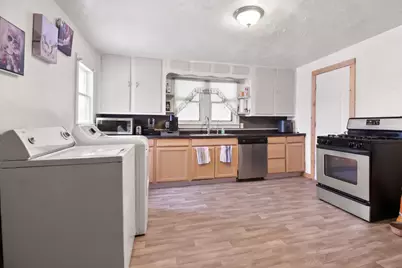 1300 N Waterloo Avenue, Jackson, MI 49202 - Photo 10