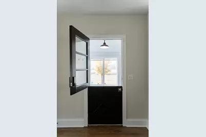 4391 Fruit Ridge Avenue NW, Grand Rapids, MI 49544 - Photo 8