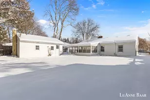 1703 Fuller Ave NE, Grand Rapids, MI 49505 - Photo 2