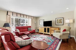 3720 Middlebury Dr, Kalamazoo, MI 49006 - Photo 2