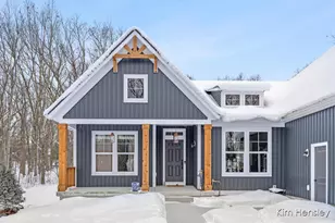 8780 Bentham Ct NE, Rockford, MI 49341 - Photo 4