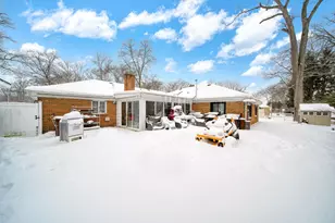 1127 S Brown St, Jackson, MI 49203 - Photo 34