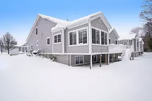 627 Parkview Ave, Spring Lake, MI 49456 - Photo 2