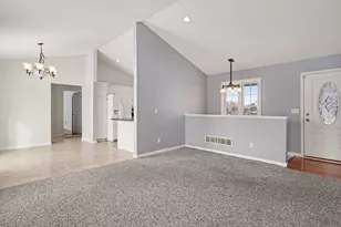 7373 Brewer Dr, Hudsonville, MI 49426 - Photo 16