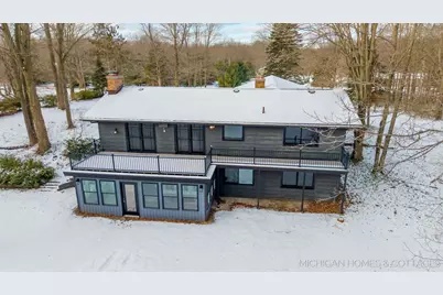 3887 65th Street, Holland, MI 49423 - Photo 2