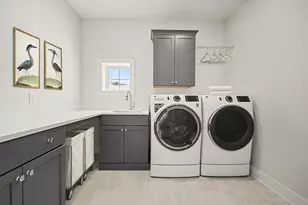 4692 Knapp Bluff Dr NE, Grand Rapids, MI 49525 - Photo 22