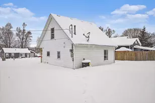 5747 Utah Ave, Portage, MI 49024 - Photo 2