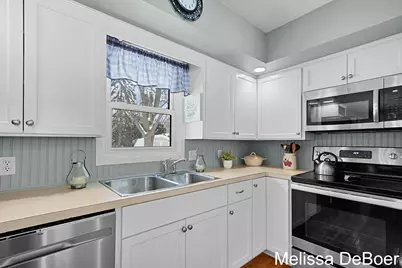 6857 Linden Avenue SE, Grand Rapids, MI 49548 - Photo 12