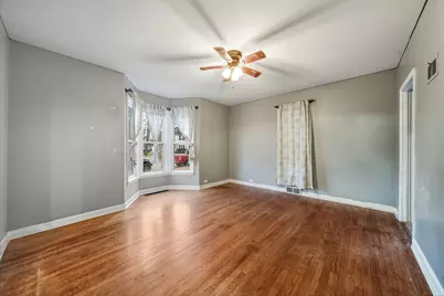411 W Kilbuck Street, Tecumseh, MI 49286 - Photo 4