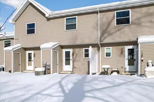 8058 Wimbledon Dr, Portage, MI 49024 - Photo 26