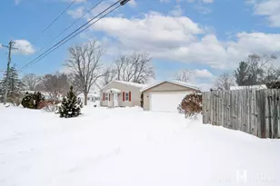 5186 Mildred Ave SE, Kentwood, MI 49508 - Photo 38