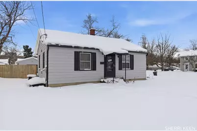 38 Leroy Street SW, Grand Rapids, MI 49548 - Photo 2
