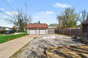 433 Adams St SE, Grand Rapids, MI 49507 - Photo 4