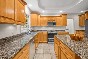 1560 Stonecreek Dr, Niles, MI 49120 - Photo 14