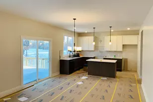 7873 Woodhurst Dr NE, Rockford, MI 49341 - Photo 4