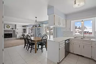 1951 Mulberry Ln, Jenison, MI 49428 - Photo 4