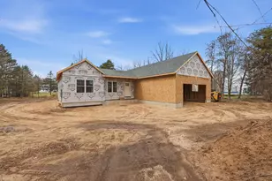 644 Willow St, Howard City, MI 49329 - Photo 1