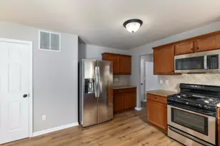 24537 Brownstone Blvd, Mattawan, MI 49071 - Photo 16