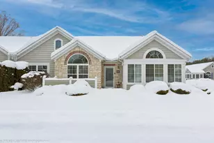 2811 Villa Ln, Benton Harbor, MI 49022 - Photo 2