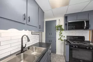 517 Elm St SE, Lowell, MI 49331 - Photo 16