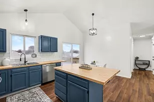 330 Pioneer Trail NE, Cedar Springs, MI 49319 - Photo 6