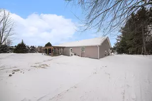 4387 E Berry Rd, Pleasant Lake, MI 49272 - Photo 26