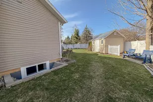 2150 Oak Leaf Trail, Portage, MI 49024 - Photo 4