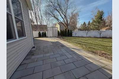 2150 Oak Leaf Trail, Portage, MI 49024 - Photo 6