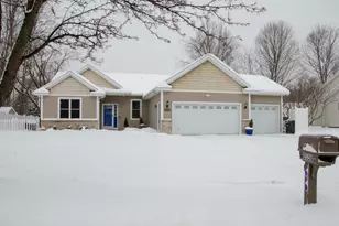 2150 Oak Leaf Trail, Portage, MI 49024 - Photo 6