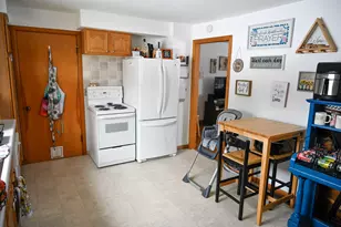 531 N Cherry St, Evart, MI 49631 - Photo 4