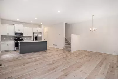 1980 S Shorewood Lane #19, Holland, MI 49423 - Photo 4