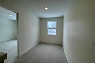 1980 S Shorewood Ln, Holland, MI 49423 - Photo 8