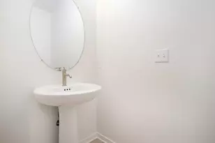 1980 S Shorewood Ln, Holland, MI 49423 - Photo 4