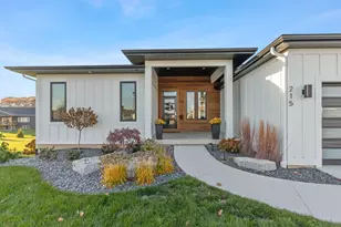 215 Gehl Ave SW, Walker, MI 49534 - Photo 4