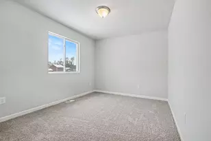 48405 Silver Oaks W, Mattawan, MI 49071 - Photo 18