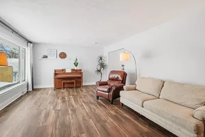 1187 Yorkshire Drive, Norton Shores, MI 49441 - Photo 6