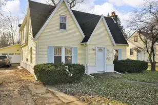 910 Miller Rd, Kalamazoo, MI 49001 - Photo 2