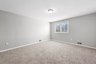 620 Highview St, Dearborn, MI 48128 - Photo 20