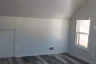 19148 Hilton Dr, Southfield, MI 48075 - Photo 10