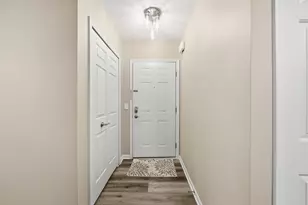 2738 S Knightsbridge Cir, Ann Arbor, MI 48105 - Photo 24